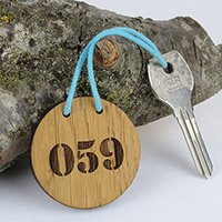 Porte clé en bois pour camping